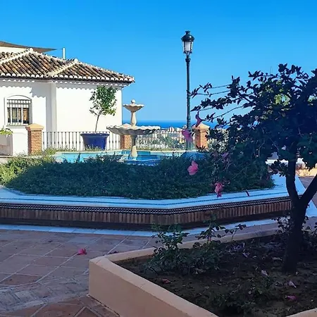 !!fabulous Duplex In Mijas Costa With Community Pool And Parking Free!! Appartement Málaga